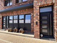 Bild (0b87a4ebab2f93f733c375d7e78c71aa): Viel Platz f�r Familie und Arbeit - Zweifamilienhaus mit B�ro in Neuss-Hoisten