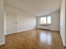 Kind_Arbeiten Abb. 1 Modernes Penthouse mit Sonne, Stil & Skylineblick