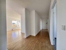 Diele Abb. 2 Modernes Penthouse mit Sonne, Stil & Skylineblick
