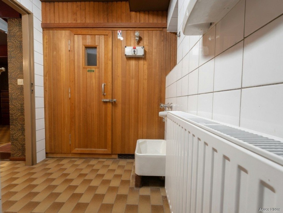 KG Sauna Doppelhaush�lfte Hilden