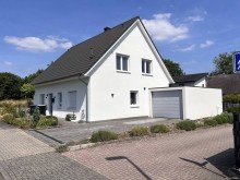 Nachbarschaft Attraktives gro�es Baugrundst�ck mit Abrisshaus in Erkrath-Kempen