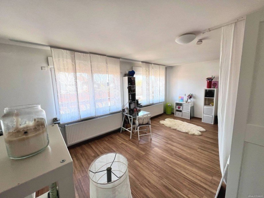 OG Wohnen Zweifamilienhaus Neuss / Hoisten