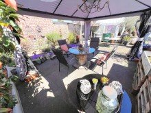 Sonnenterrasse Viel Platz f�r Familie und Arbeit - Zweifamilienhaus mit B�ro in Neuss-Hoisten